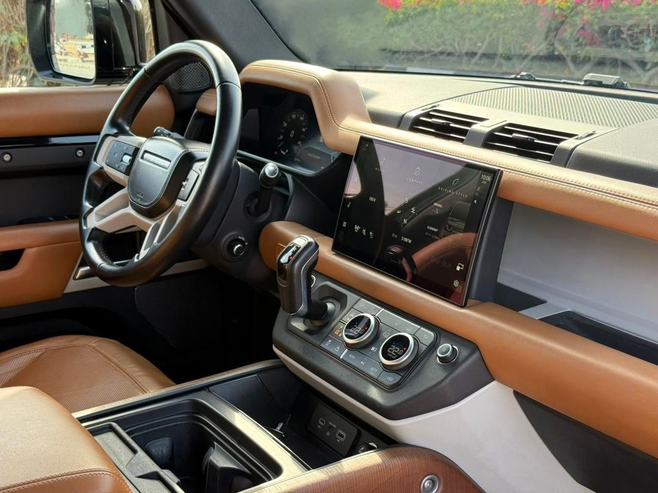 لاند روفر ديفندر P400 110 HSE 3.0L (5 Seater)