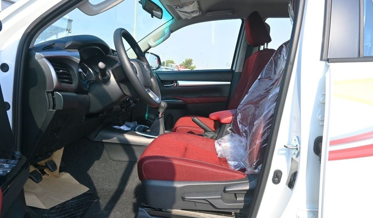 تويوتا هيلوكس GLX 2.7L Double Cab Utility 4WD M/T