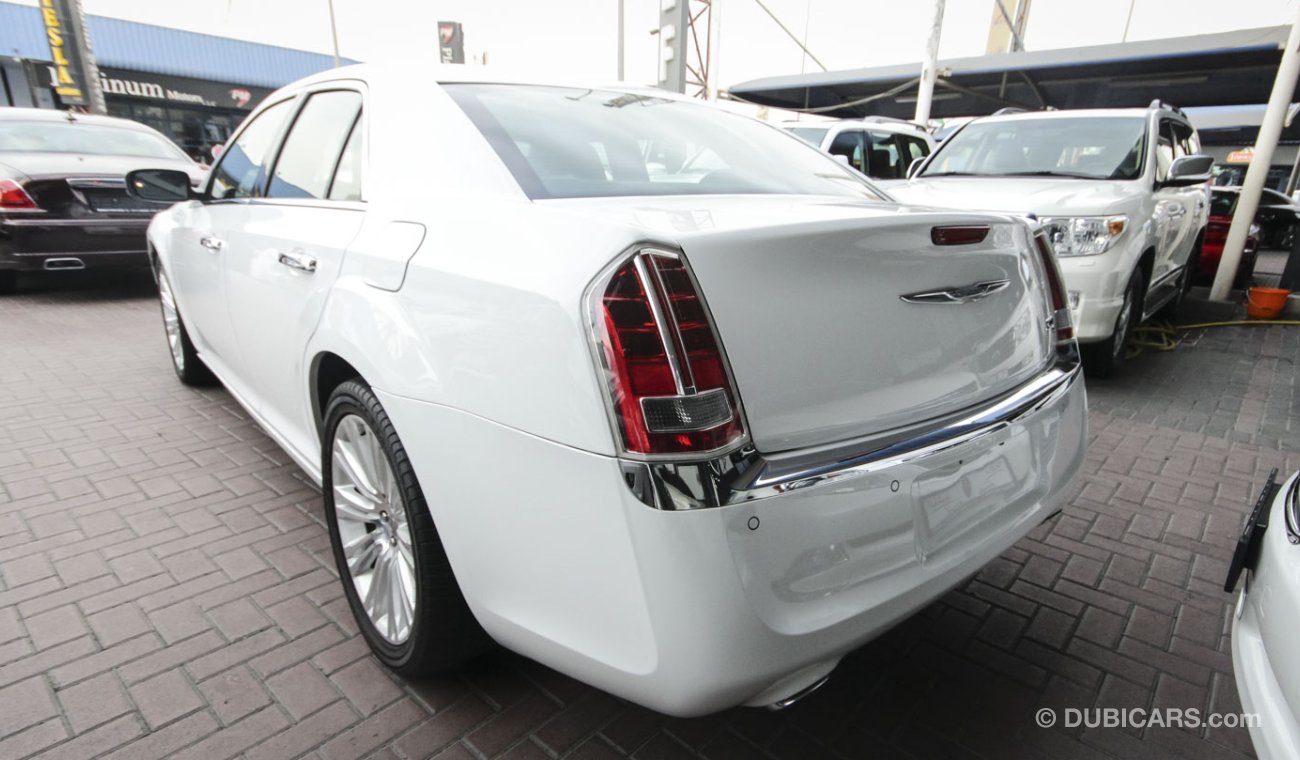 كرايسلر 300C