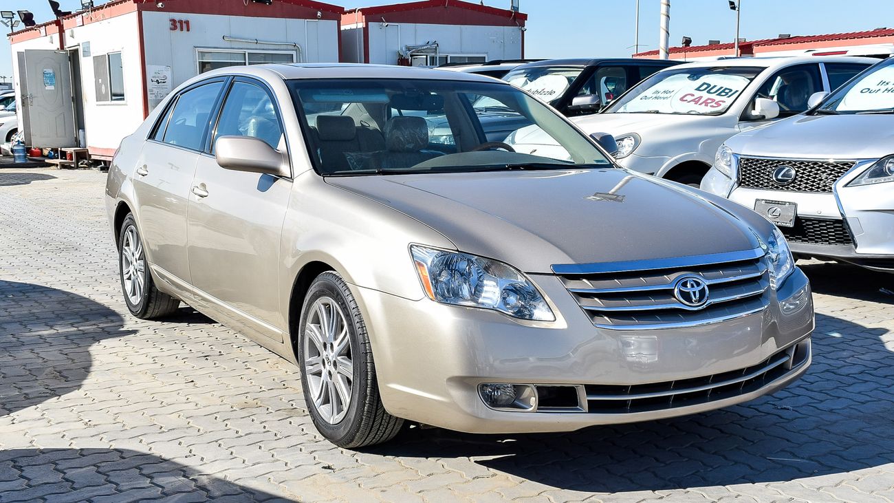 Used Toyota Avalon Limited ( Clean title ) 2005 for sale in Sharjah 300150