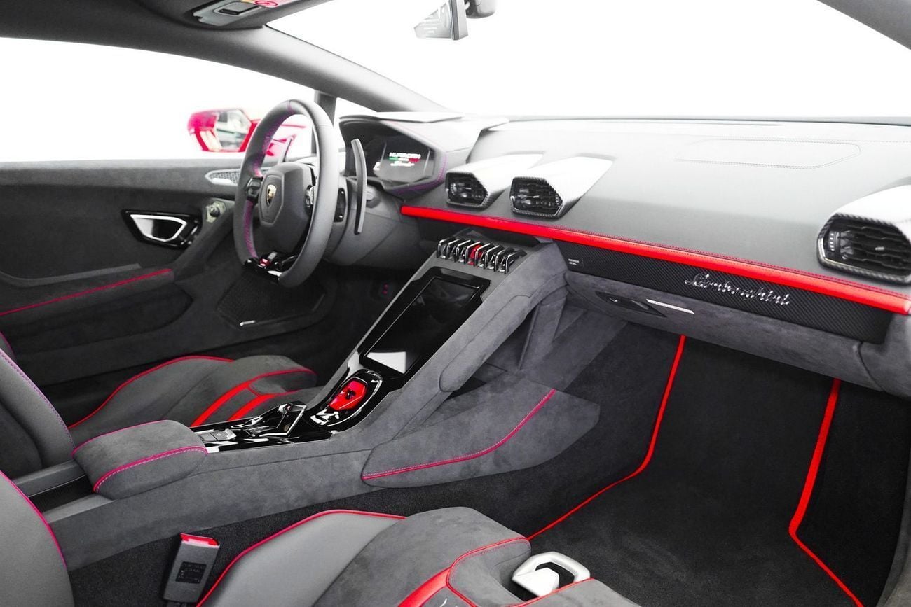 لامبورغيني هوراكان TECNICA STERRATO 5.2L V10