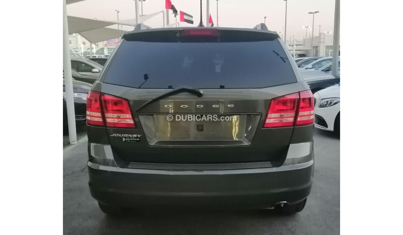 دودج جورني