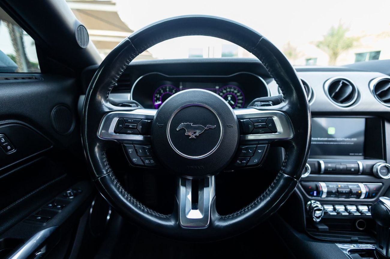 Ford Mustang Premium