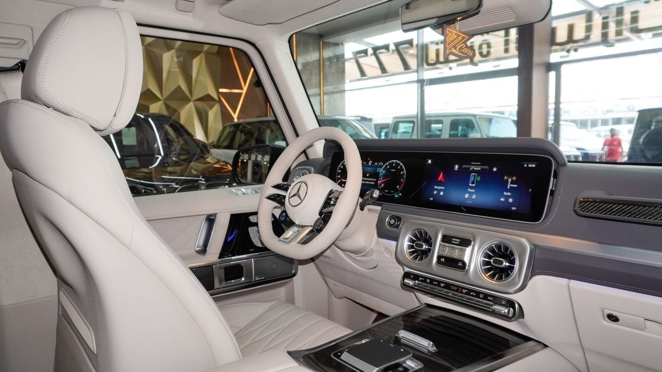 Mercedes-Benz G 63 AMG MERCEDES BENZ G63 AMG DOUBLE NIGHT PAKAGE (2025) WARRANTY & SERVICE