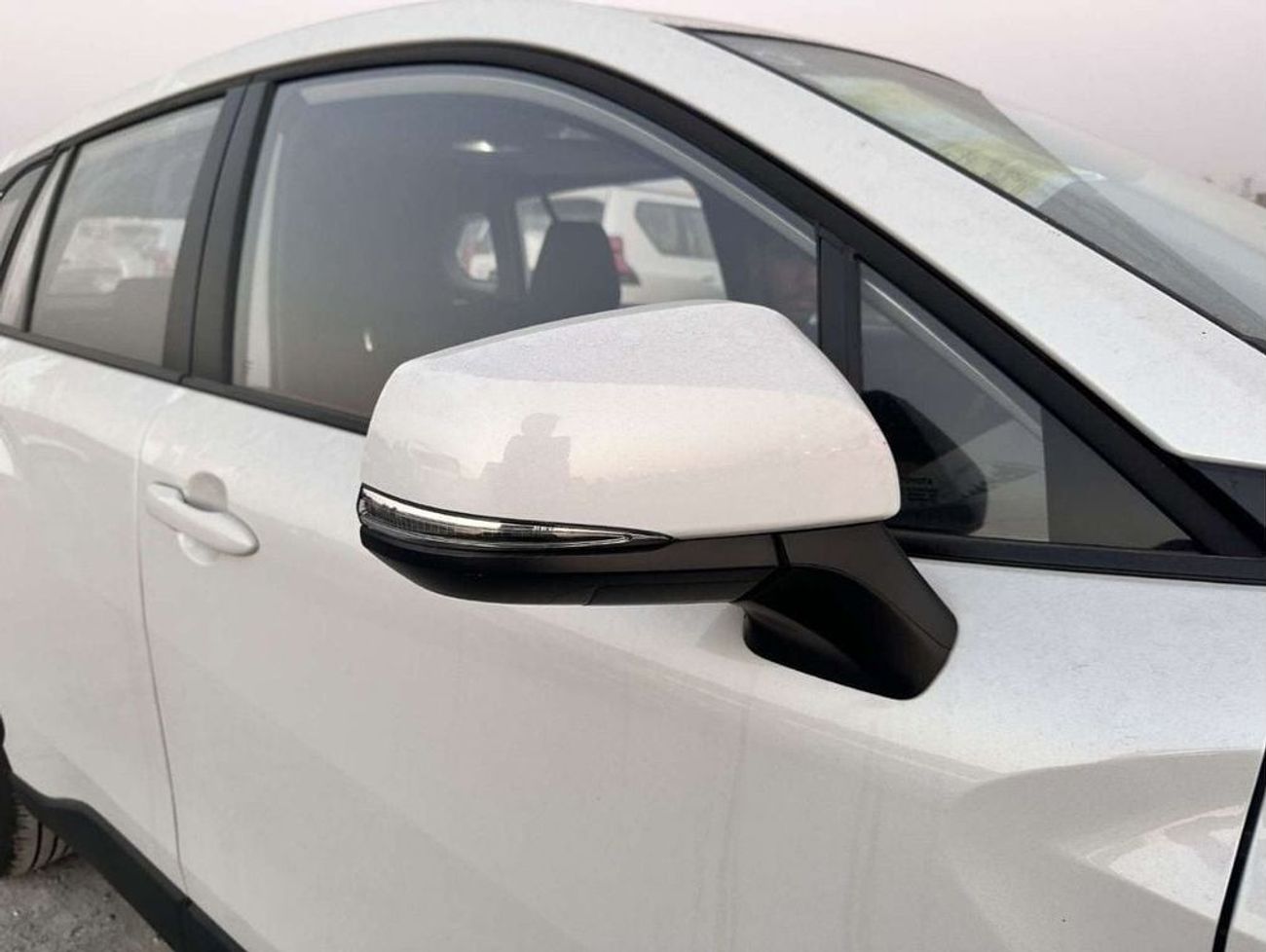 Toyota Corolla Cross 2.0L (HEV) FRONT WHEEL DRIVE 5 SEATS 5 DOOR