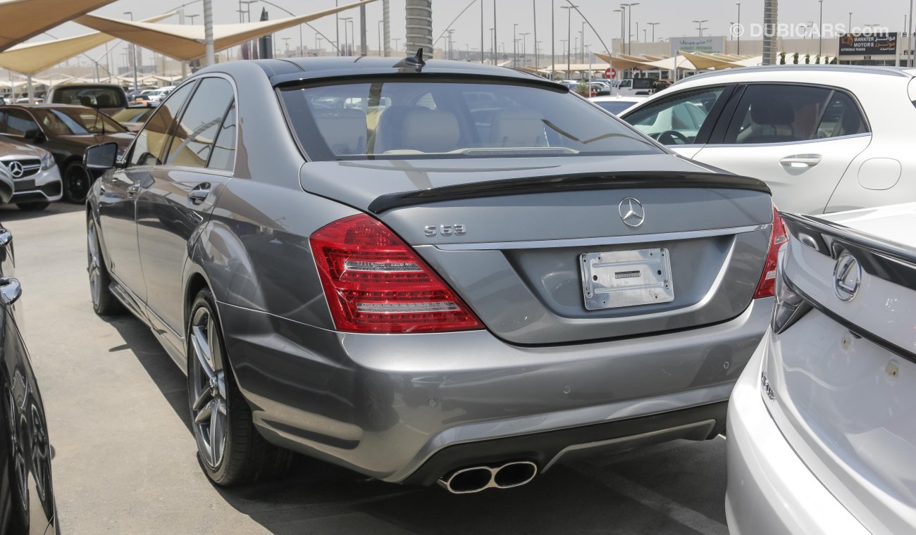 Mercedes-Benz S 550 S63 Body Kit