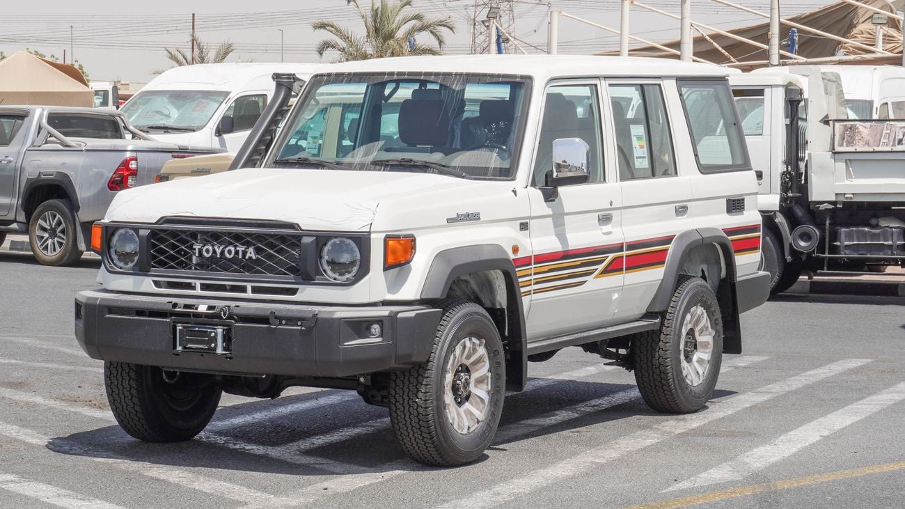 Toyota Land Cruiser 70 LX 4.0 L V6