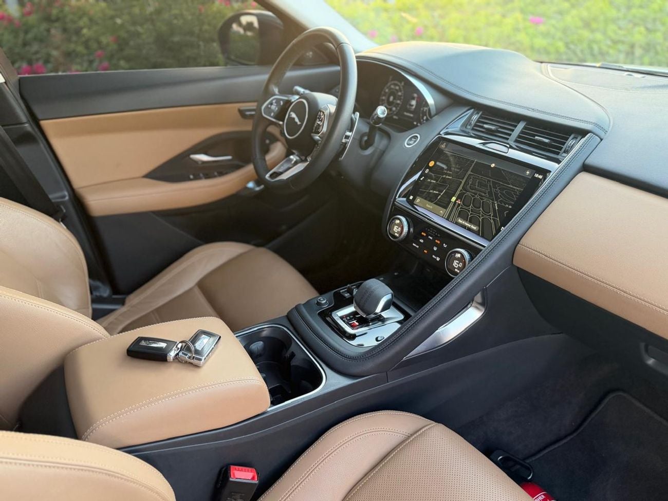 جاكوار E Pace SE