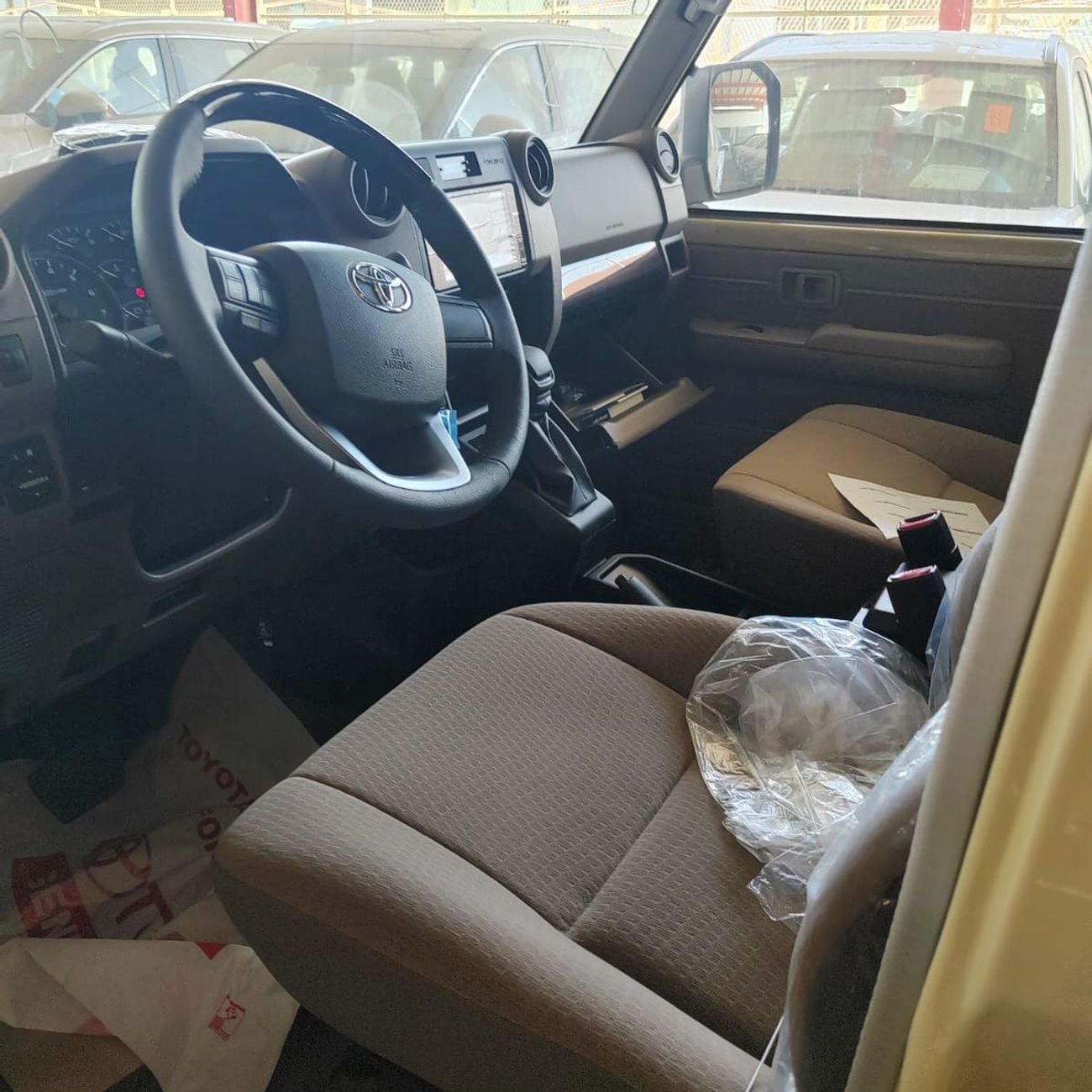 Toyota Land Cruiser 70 2026 Toyota LC76 4.0L Petrol Mid Option AT