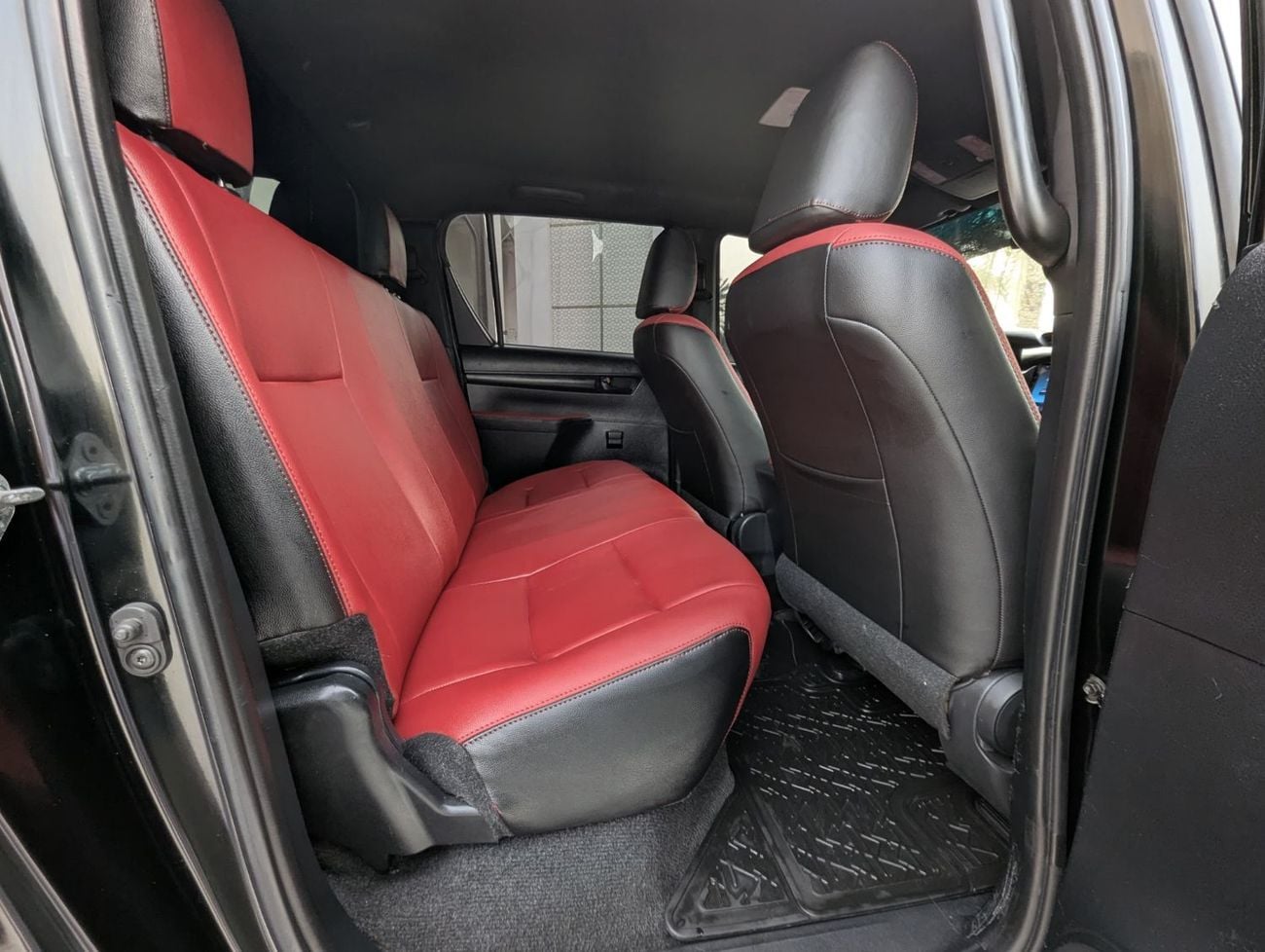 Toyota Hilux Modified to Adventure LHD 2.7L V4 2TR Petrol engine push start Automatic transmission 4WD 5 Seats 4