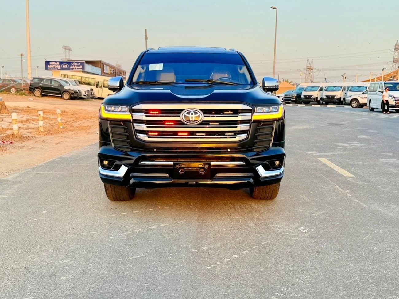 Toyota Land Cruiser GXR Toyota landcuriser 2019 upgrade inside and outside 4.0L full option petrol