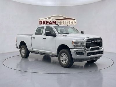 رام 2500 LARAMIE رام 2500 شديدة التحمل | 6.4 لتر | بنزين | أوتوماتيك | جاهزة للتصدير