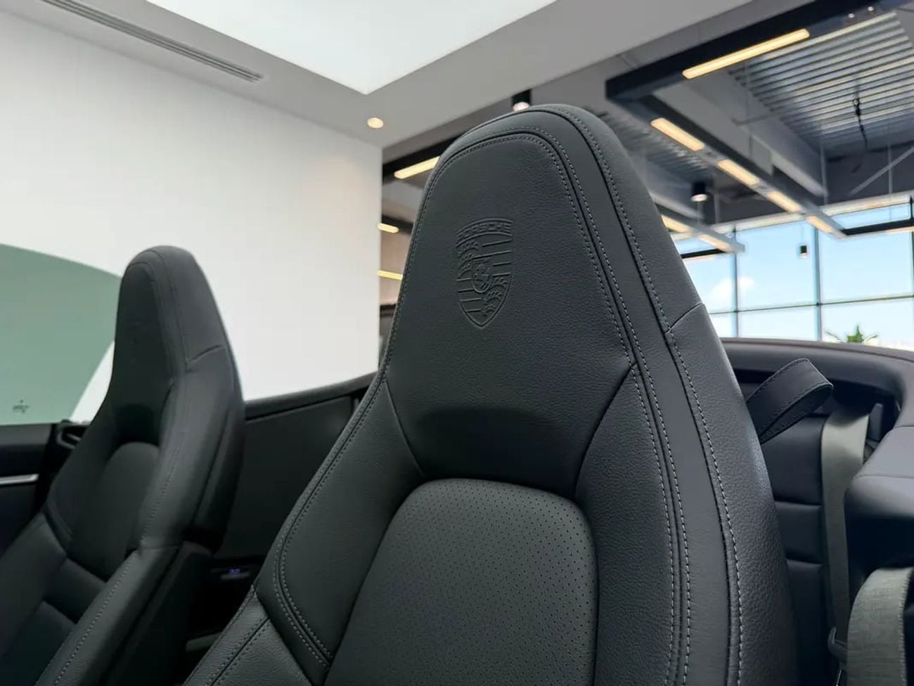 بورش 911 Carrera 4 convertible | 5,361km