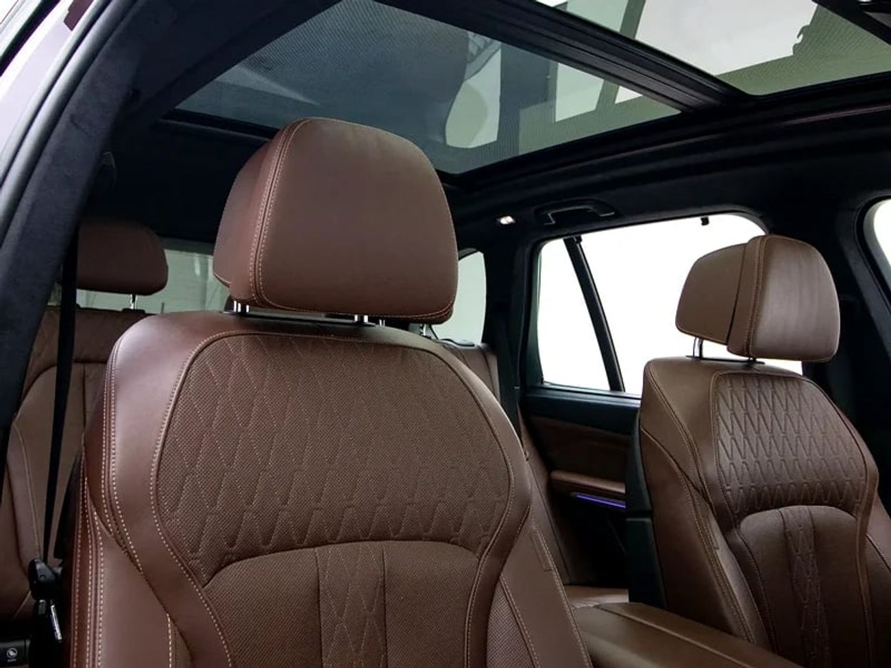 بي أم دبليو X5 M50i 4.4L