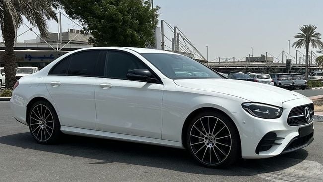 Mercedes-Benz E-Class PREMIUM PLUS, миниатюра 17