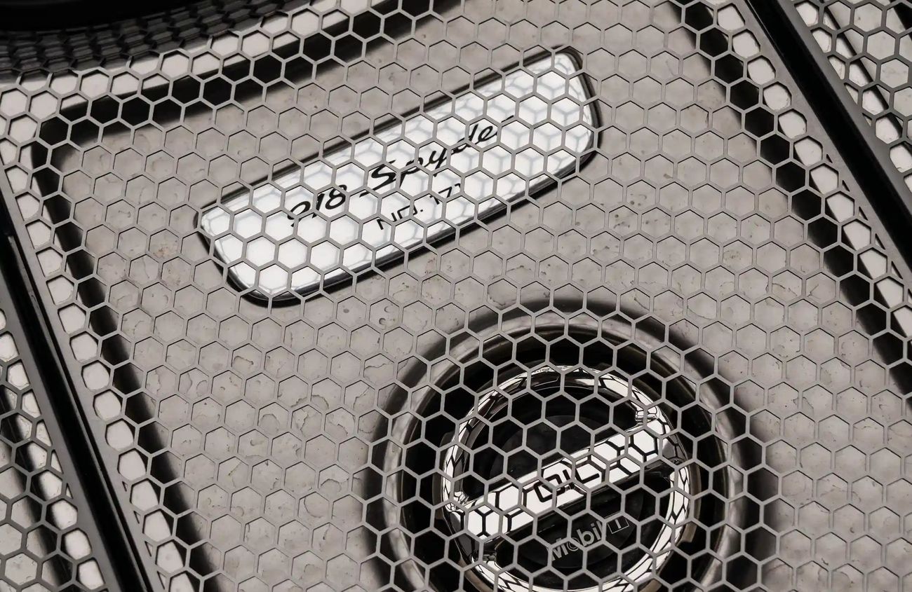 بورش 918 سبايدر 4.6L V8 N/A engine + Emotor