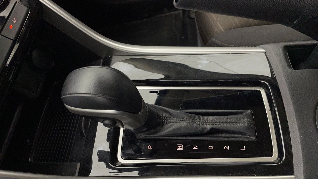 ميتسوبيشي إكسباندر كروس PREMIUM 1.5 | بدون دفعة مقدمة | اختبار القيادة في المنزل