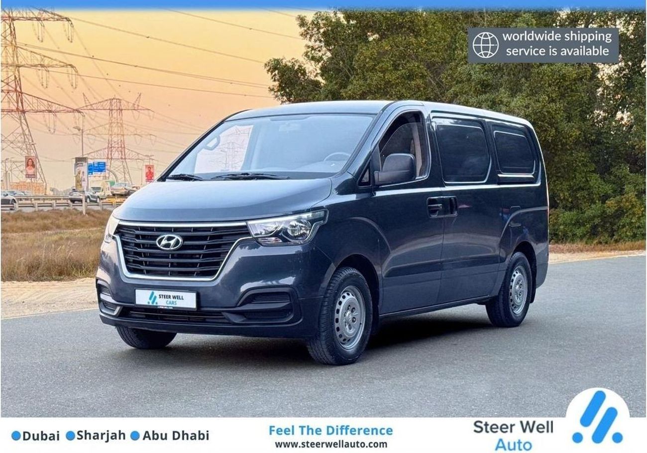 Hyundai H-1 Cargo Van 2.5L RWD MT Diesel / Well Maintained / GCC / Book now!
