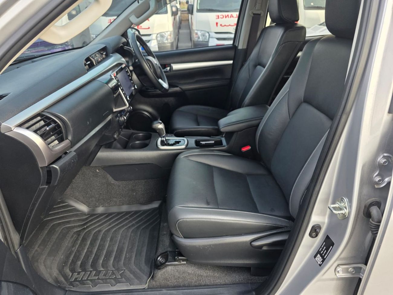 Toyota Hilux DIESEL 2.8 LITER ,AUTOMATIC ,RIGHT HAND DRIVE ONLY FOR EXPORT