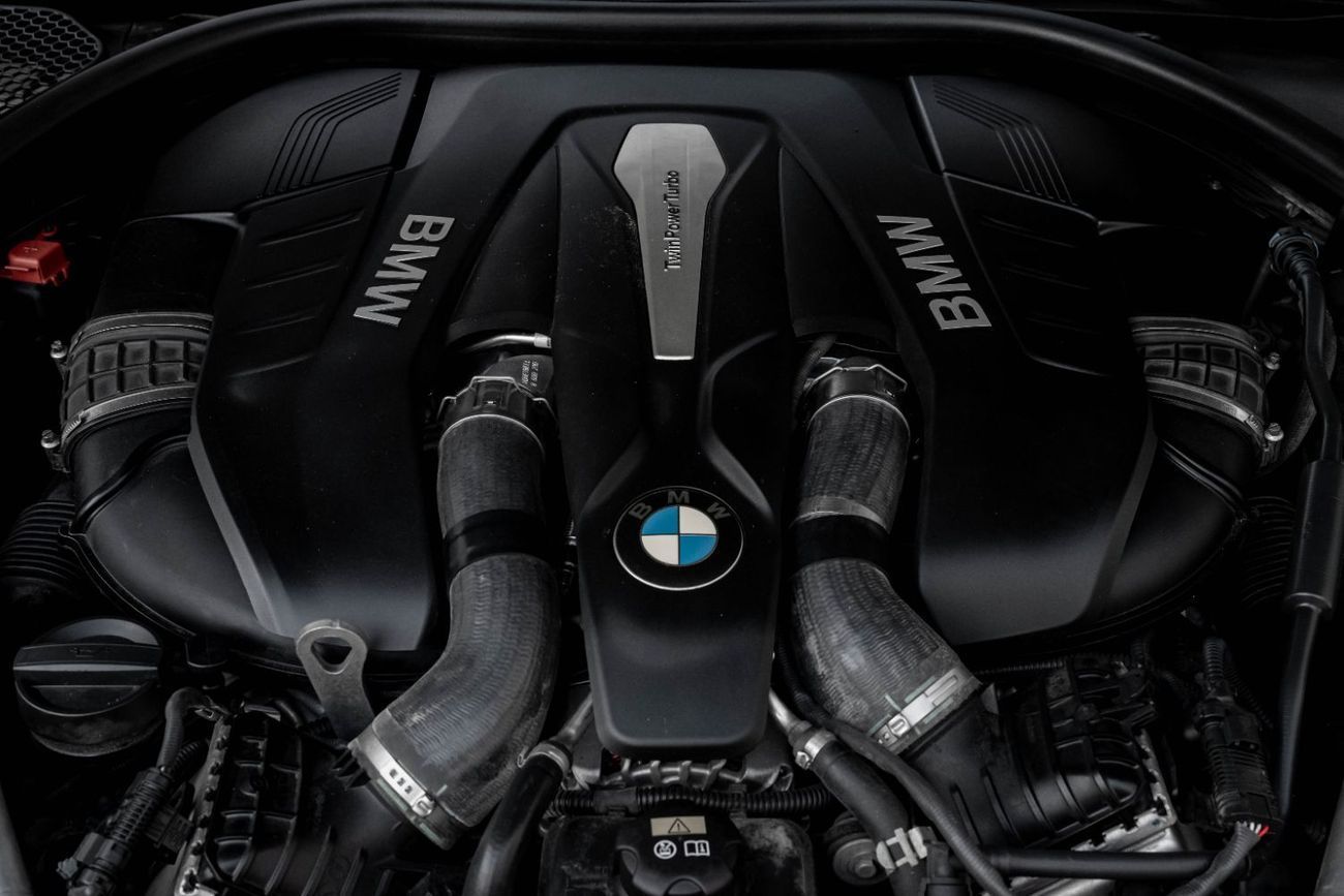 بي أم دبليو 750Li 50Li xDrive | 2,115 P.M  | 0% Downpayment | Well Maintained!