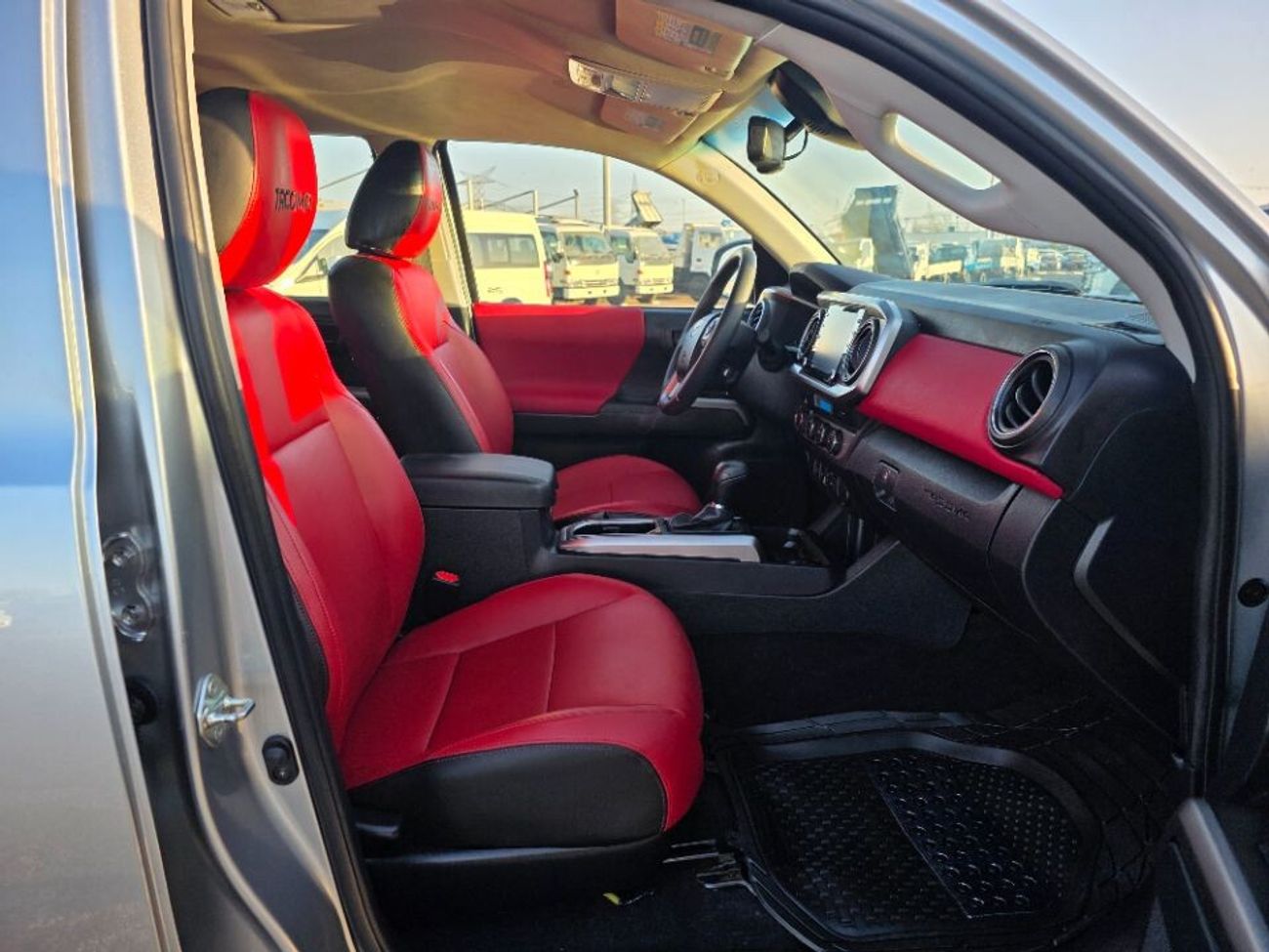 تويوتا تاكوما 2023 Model 4X4 , Push button and leather seats