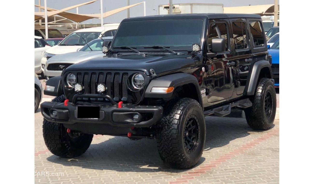 Jeep Wrangler Sport 4 cylinder 2.0L very clean car