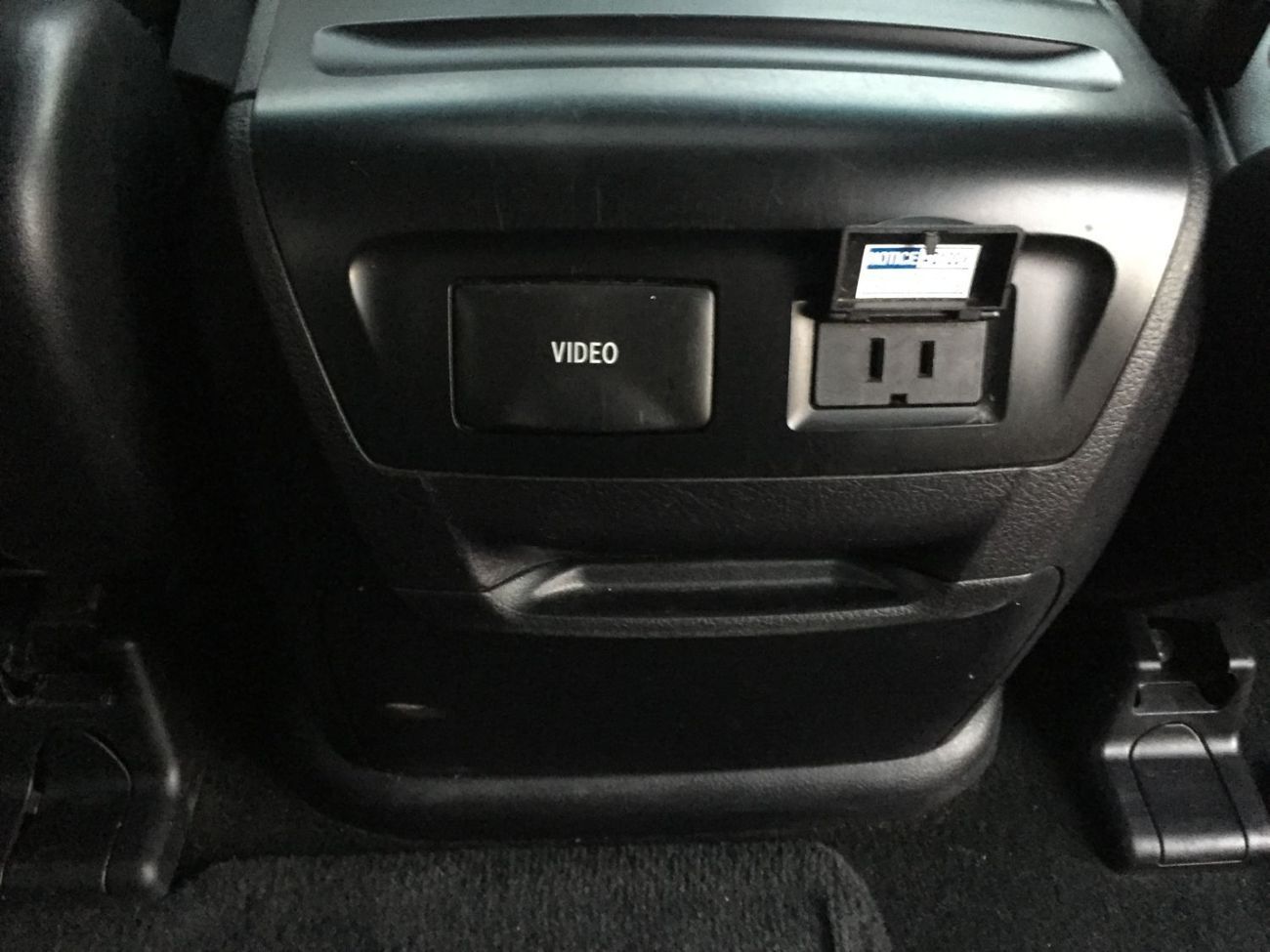 Toyota Sienna Toyota Sienna 2016 – 3.5L V6 | Petrol | Automatic | American Specs