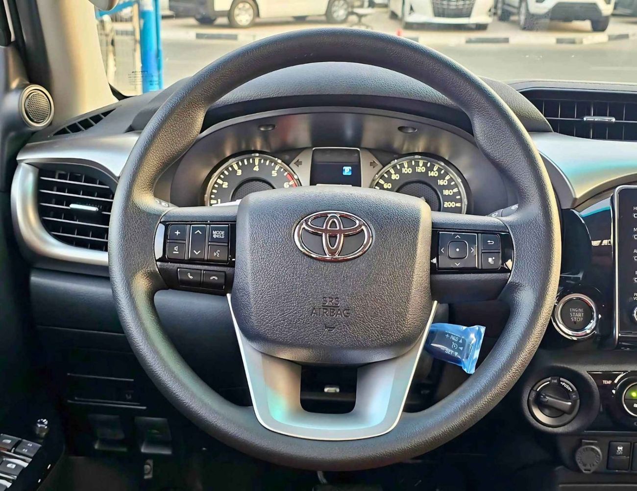 تويوتا هيلوكس SR5 GLXS-V EXL WIDE BODY / 2.7L PETROL A/T / FR&RR CHROME BUMPERS / (CODE#GLXS-V)