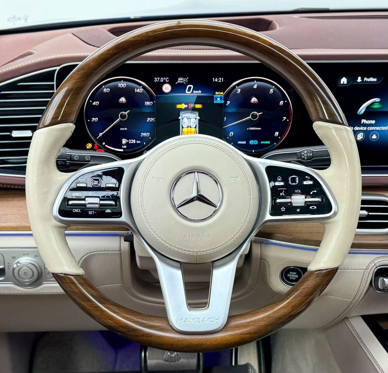 مرسيدس مايباخ gls600 مايباخ 2023 Maybach GLS 600, Auto Guard Warranty, Full Mercedes Service History, European Specs.