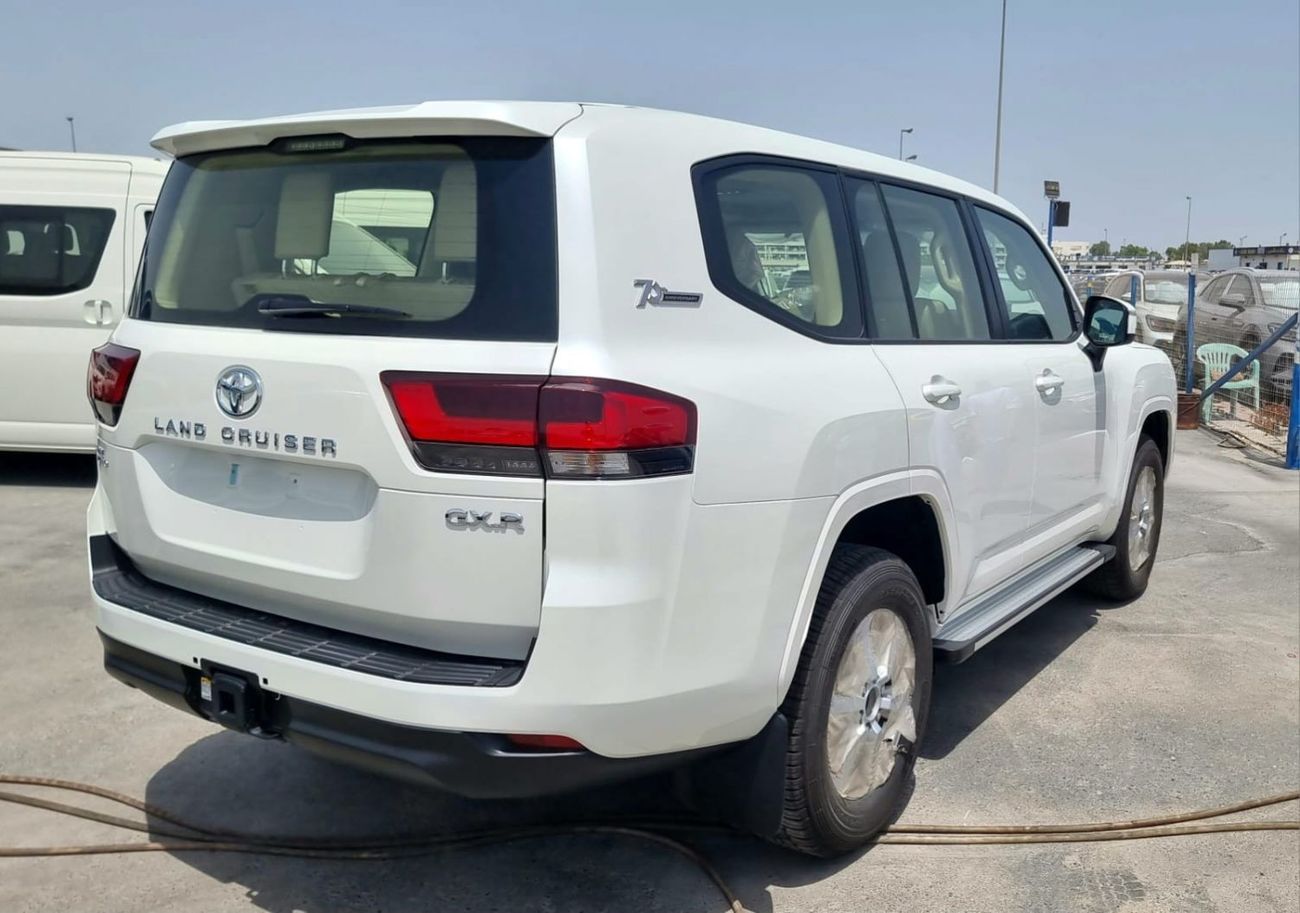 Toyota Land Cruiser TOYOTA LAND CRUISER 3.5L PETROL GXR SUNROOF WHITE 2022 MY