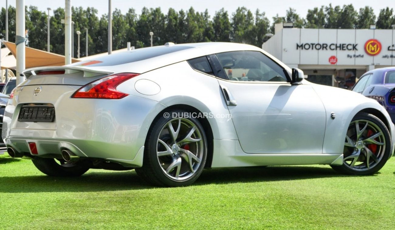 Nissan 370Z Nissan 370 Z /V6/2017/ Very Low Miles/ Very Good Condition