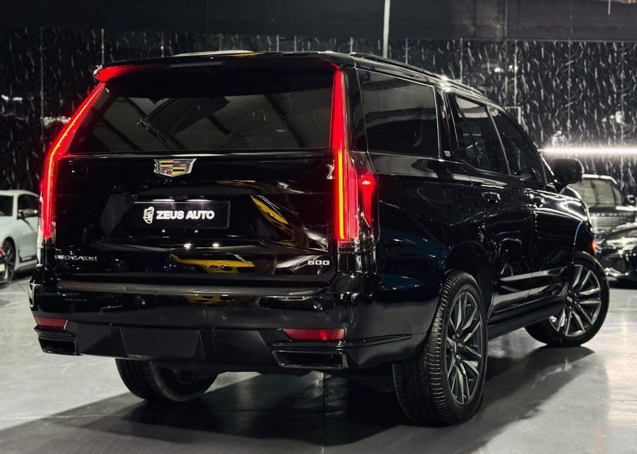Cadillac Escalade Sport 6.2L 4WD 2022 Cadillac Escalade, 2026 Warranty, 2027 Service Pack, 8 Seater, Full Options, GCC