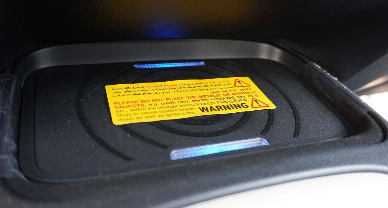 Toyota Corolla COROLLA SEDAN 1.8L HEV