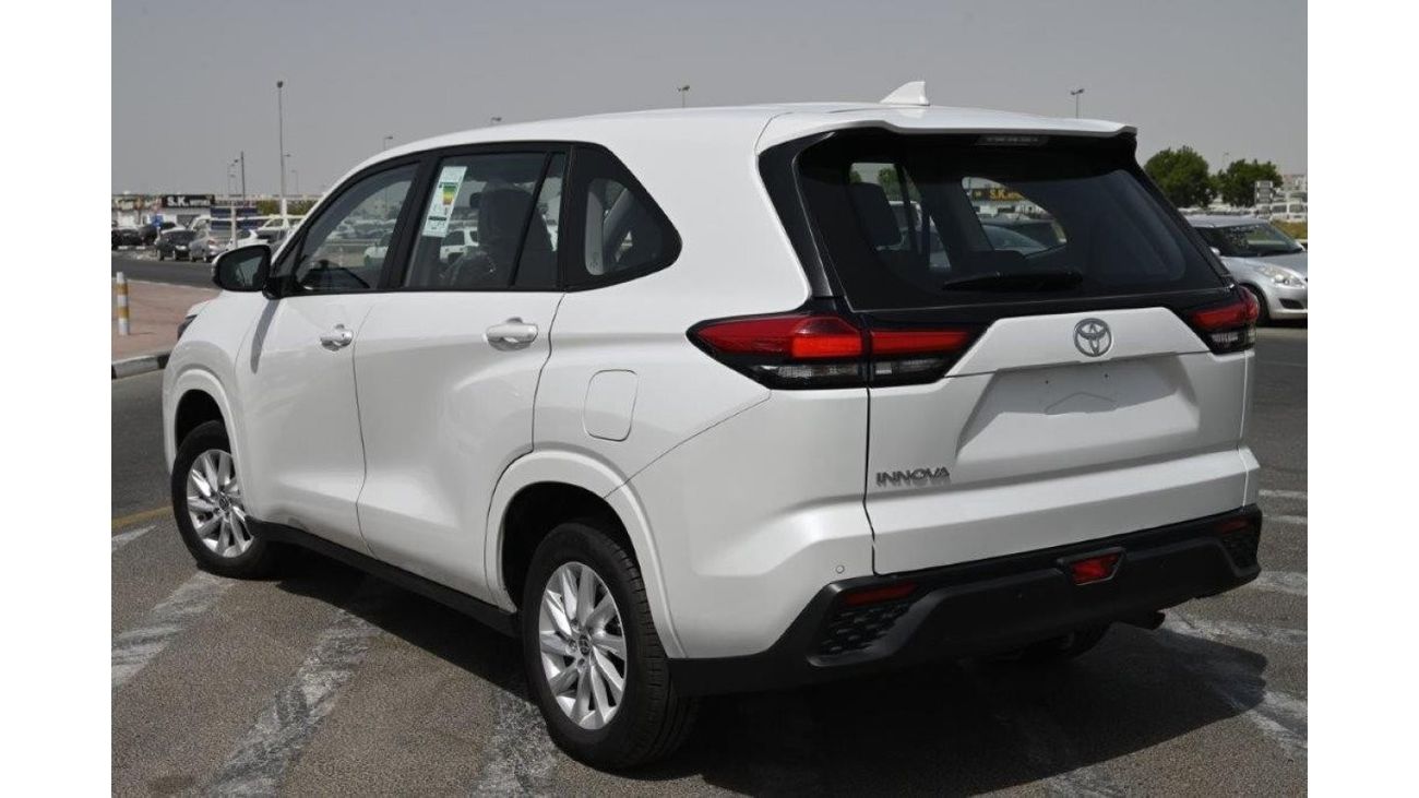 Toyota Innova 2.0L 8 SEATER AUTOMATIC