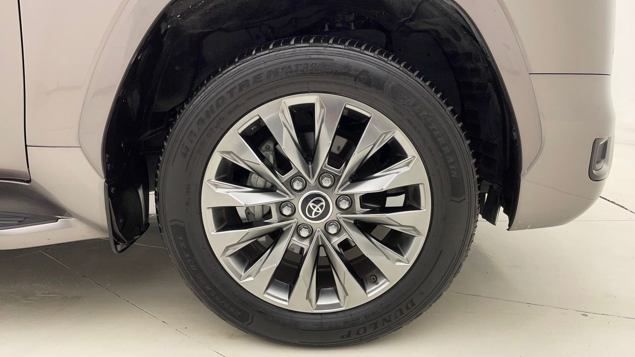 Toyota Land Cruiser GXR 4 | Zero Down Payment | Home Test Drive