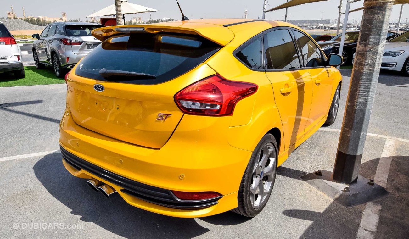 Ford Focus ST