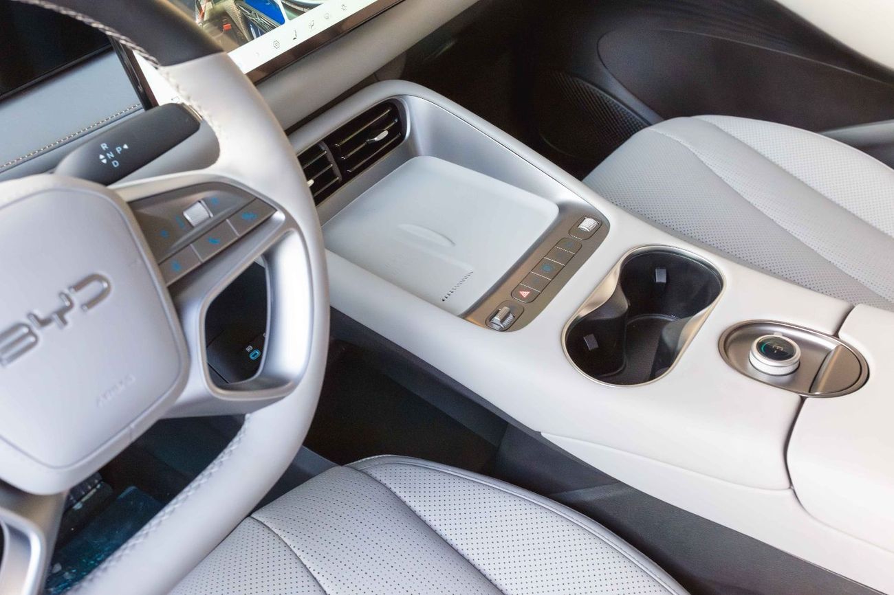 بي واي دي سيل 06 دي إم-آي BYD Sealon 06 DM-i 1.5T 2025 (FOR EXPORT)