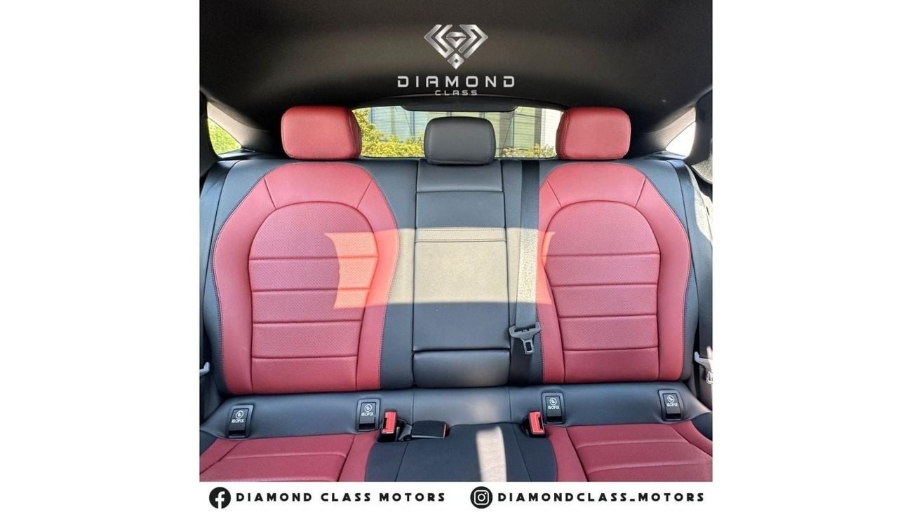 Mercedes-Benz GLC 200 Premium Mercedes GLC 200 Coupe  AMG line - 2.0T 4Matic  Sunroof  2022 GCC  Service Contract Under Me