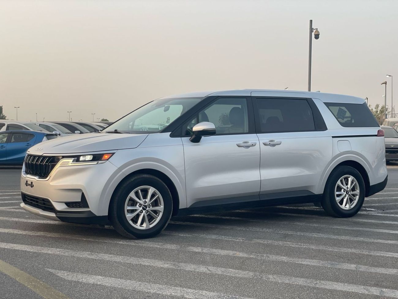 كيا كارنيفال 