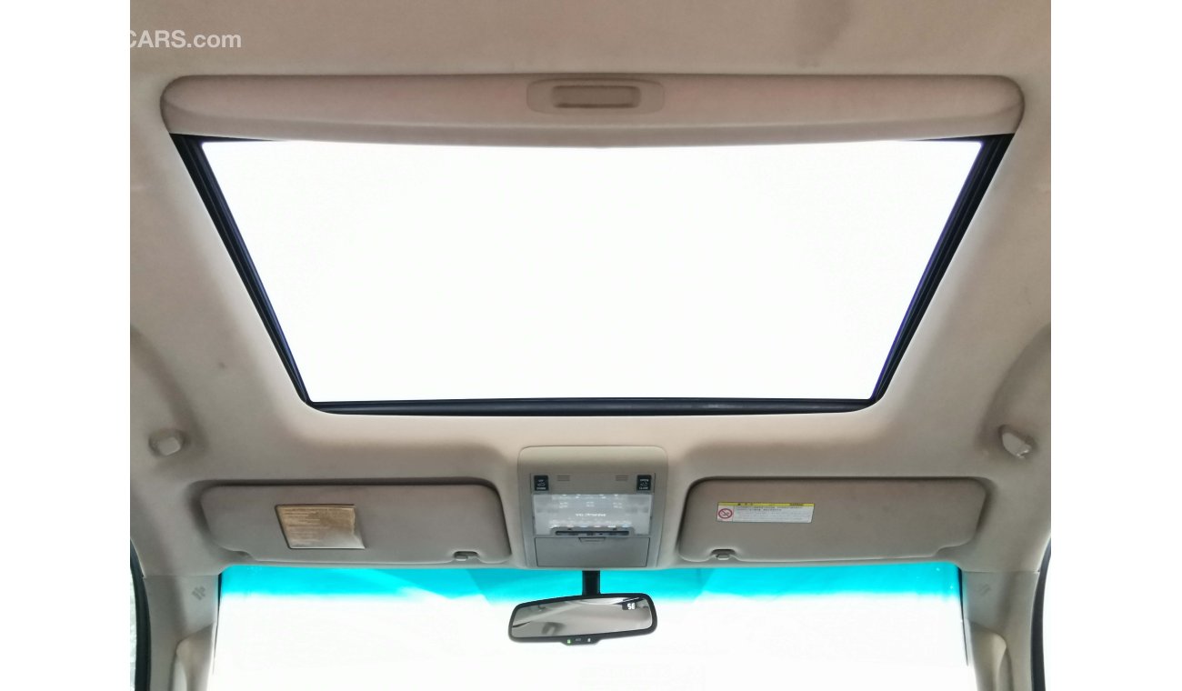 تويوتا لاند كروزر 4.0L, 20" Rims, Front & Rear A/C, Sunroof, Cool Box, Leather Seats, SRS Airbags (LOT # 2585)