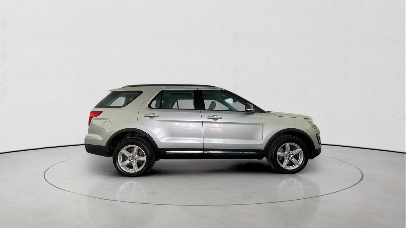 Ford Explorer XLT (Leather) | upto AED 20,000 Ramadan Discount | Guaranteed Warranty | 0 Down Payment