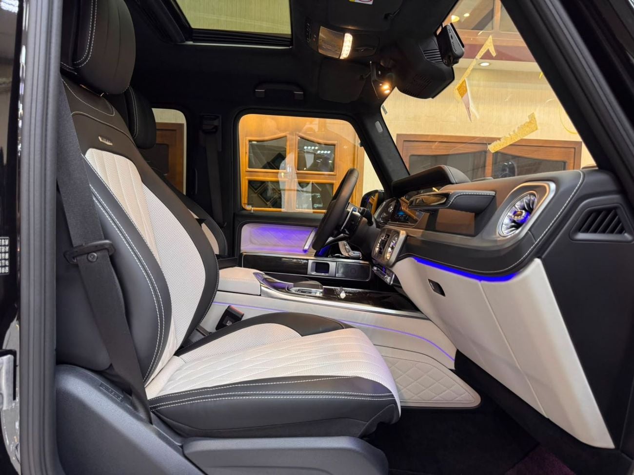 Mercedes Benz G63 AMG STANDARD