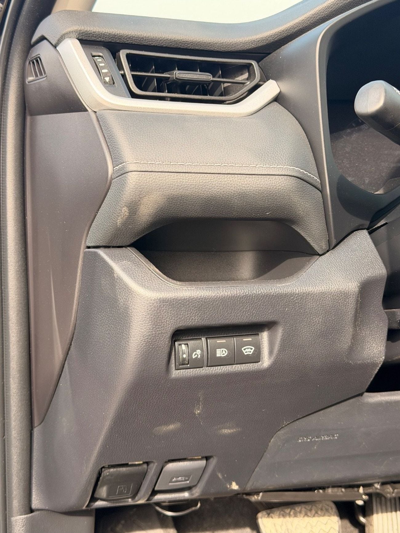 تويوتا راف ٤ RAV4 2.5L 4WD 2024