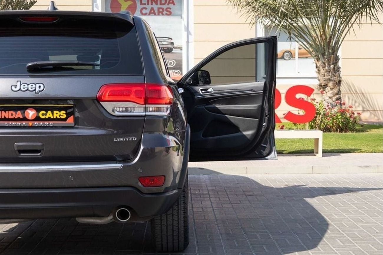 جيب جراند شيروكي Limited 3.6L Jeep Grand Cherokee Limited 2019 GCC under Warranty with Flexible Down-Payment.