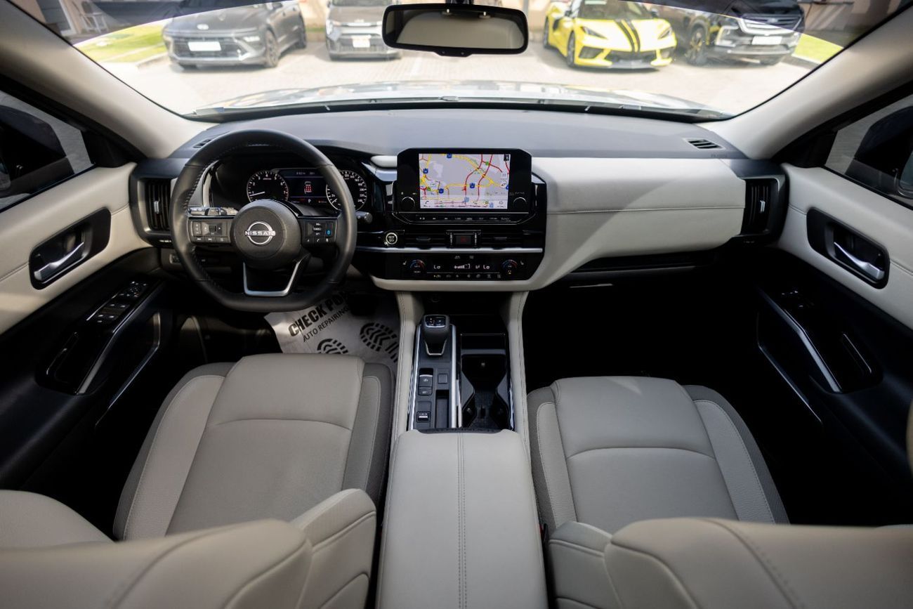 Nissan Pathfinder SV 3.5L AWD (7 Seater)