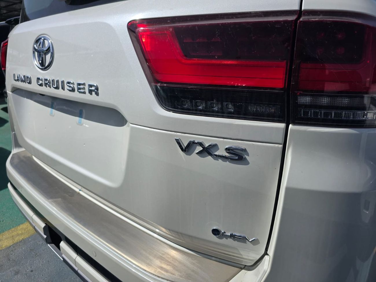 تويوتا لاند كروزر Toyota Land Cruiser LC300 2026 – جميع الفئات متوفرة | 4.0 و 3.5 بنزين | صفر كم