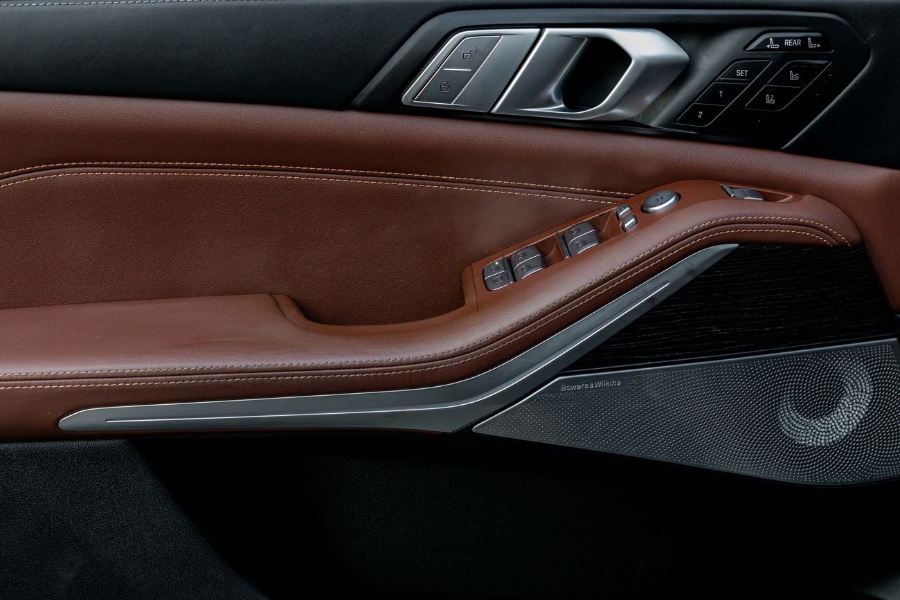 بي أم دبليو X7 X7 M50i M Sport Pro | 4,113 P.M | 0% Downpayment | BMW WARRANTY