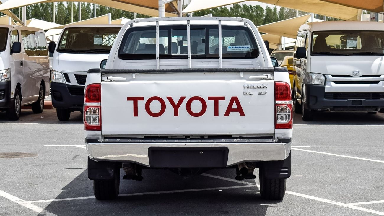 تويوتا هيلوكس TOYOTA HILUX 4X2 PICKUP GL PATROL
