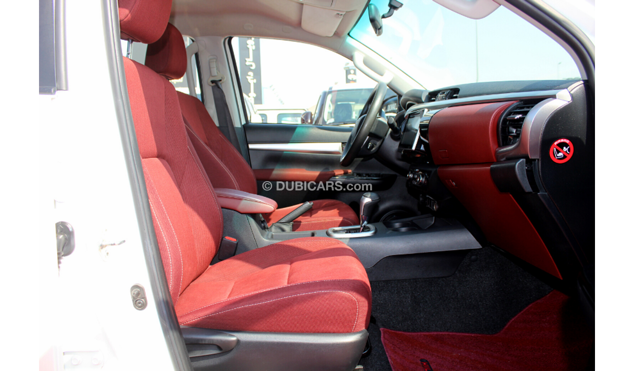 Toyota Hilux (2020)  PICK-UP SR5 V6 TRD A/T, GCC