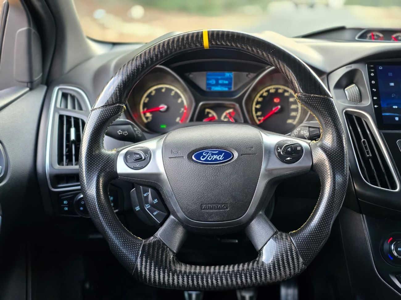 Ford Focus ST 2.0L FORD FOCUS ST 2014 GCC MANUAL // FULL OPITION // PERFECT CONDITION